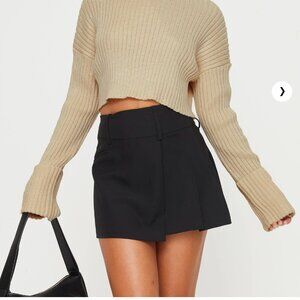 Princess Polly Kinslee Mini Skirt – Black | Size 4 | Sleek & Chic